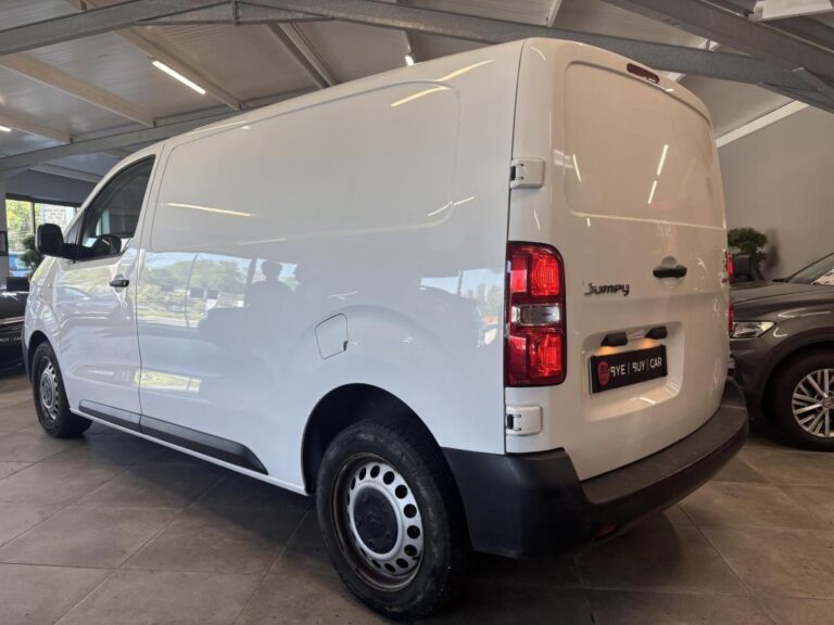 Citroën Jumpy XL 2.0 BlueHDi S&S III FOURGON Club PHASE 1/ GARANTIE 12 MOIS - Image 03 (July 7, 2026)