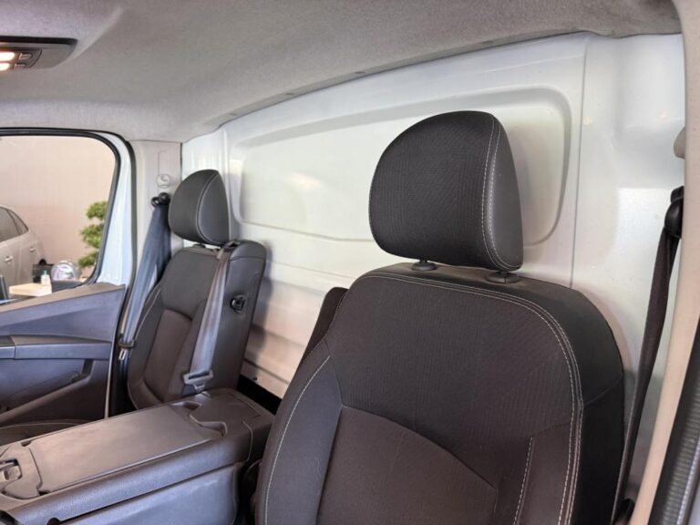 Renault Trafic 2.0 Blue dCi – 170 BV EDC Grand Confort / GARANTIE 12 MOIS - Image 16 (July 7, 2026)