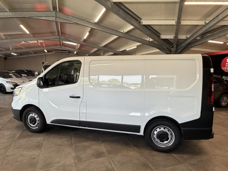 Renault Trafic 2.0 Blue dCi – 170 BV EDC Grand Confort / GARANTIE 12 MOIS - Image 05 (July 7, 2026)