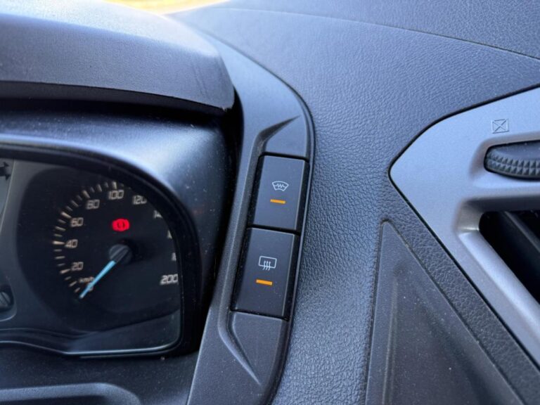 Ford Transit Custom 2.2 TDCi – 155 Fourgon Cabine approfondie / GARANTIE 12 MOIS - Image 16 (July 7, 2026)