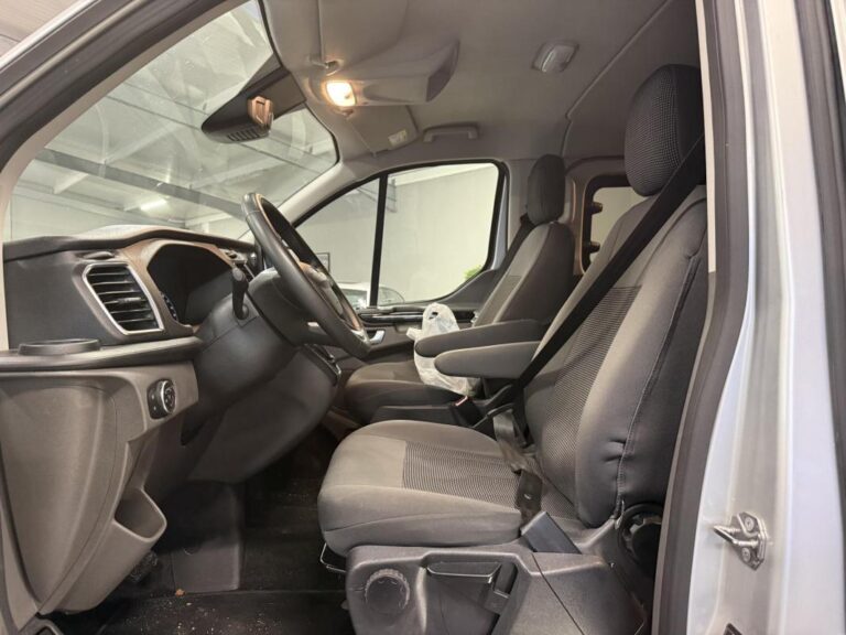 Ford Transit Custom 2.0 EcoBlue – 170 BVA S&S Cabine appr fourgon / GARANTIE 12 MOIS - Image 10 (July 7, 2026)