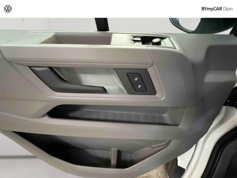Volkswagen Crafter VAN 35 2.0 TDI 177 CH BVA8 BUSINESS - Image 17 (July 7, 2026)