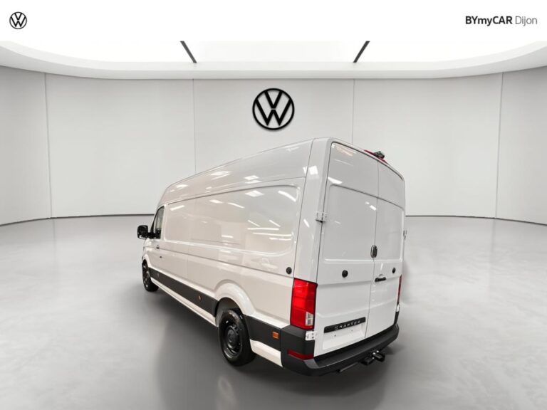 Volkswagen Crafter VAN 35 2.0 TDI 177 CH BVA8 BUSINESS - Image 03 (July 7, 2026)