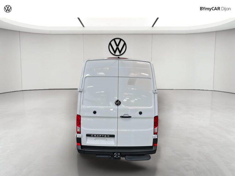 Volkswagen Crafter VAN 35 2.0 TDI 177 CH BVA8 BUSINESS - Image 04 (July 7, 2026)