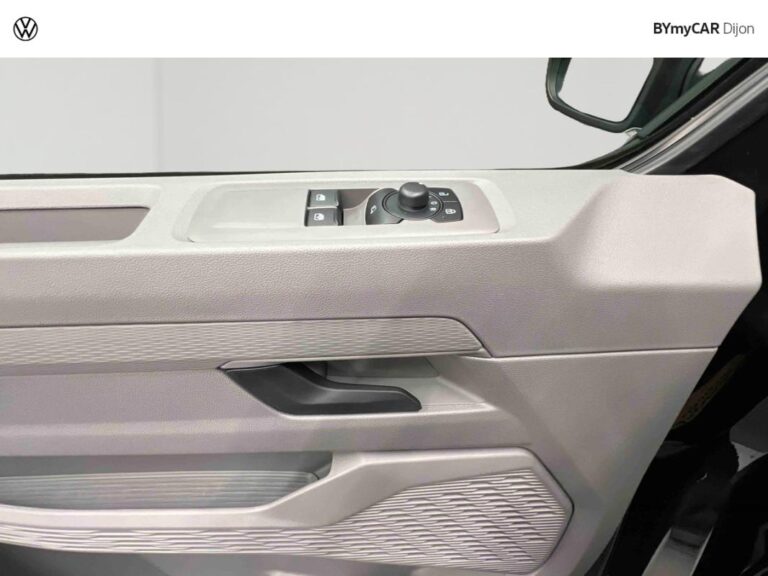 Volkswagen Transporter VAN 2.0 TDI 150 BVA8 BUSINESS - Image 17 (July 7, 2026)