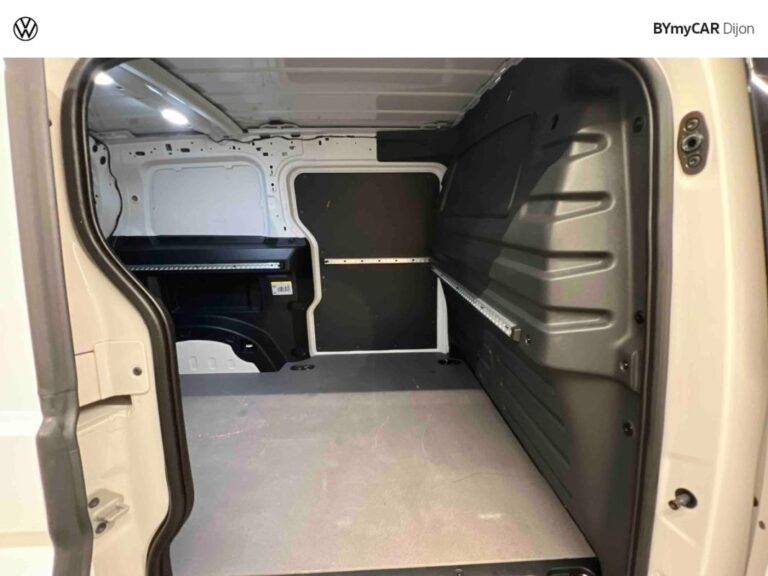 Volkswagen ID. BUZZ CARGO 204 CH - Image 12 (July 7, 2026)