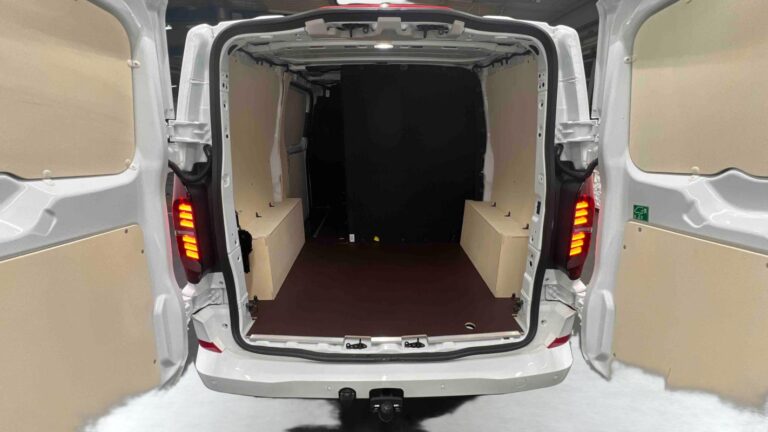 Volkswagen Transporter PROCAB CLOISON L 2.0 TDI 150 BVA8 BUSINESS - Image 13 (July 7, 2026)