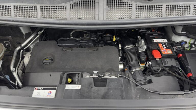 Peugeot Expert FOURGON FGN M BLUEHDI 145 S&S EAT8 - Image 10 (July 7, 2026)