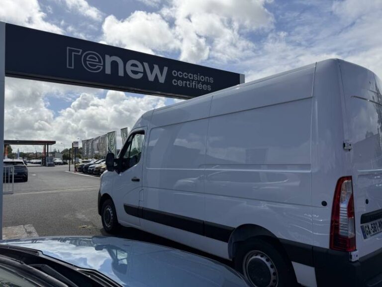 Renault Master FOURGON FGN TRAC F3500 BLUE DCI 135 CONFORT - Image 03 (July 7, 2026)