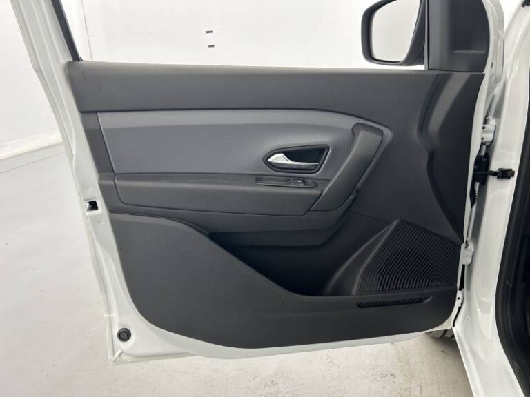 Renault Express (30) VAN BLUE DCI 75 ESSENTIEL - Image 11 (July 7, 2026)