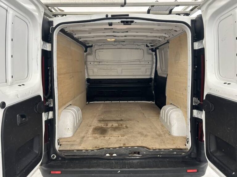 Renault Trafic FGN 1000 KG DCI 120 CONFORT - Image 09 (July 7, 2026)