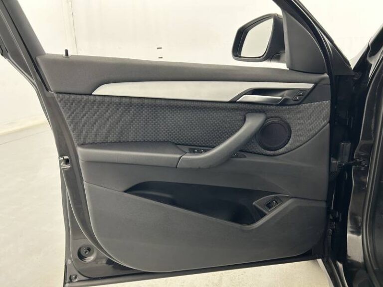 BMW X1 sDrive 18i 140 ch Lounge - Image 11 (July 7, 2026)