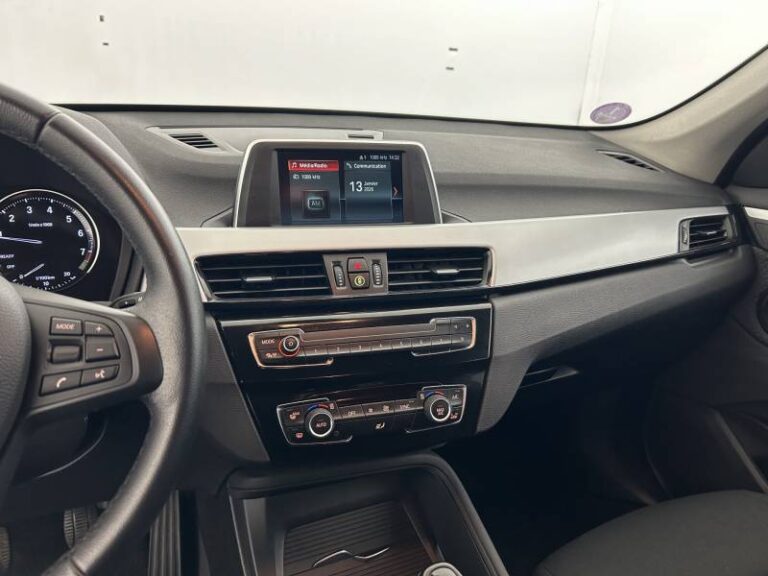 BMW X1 sDrive 18i 140 ch Lounge - Image 12 (July 7, 2026)
