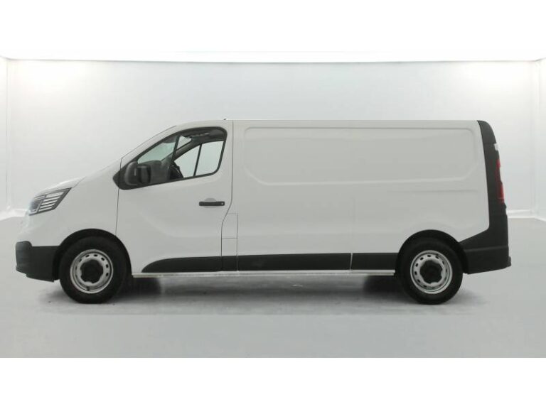 Renault Trafic FGN 3000 KG BLUE DCI 130 CONFORT - Image 02 (July 7, 2026)