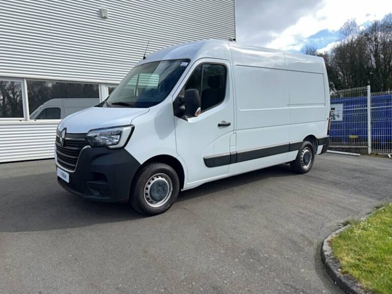 Renault Master FOURGON FGN TRAC F3500 BLUE DCI 135 CONFORT - Image 01 (July 7, 2026)