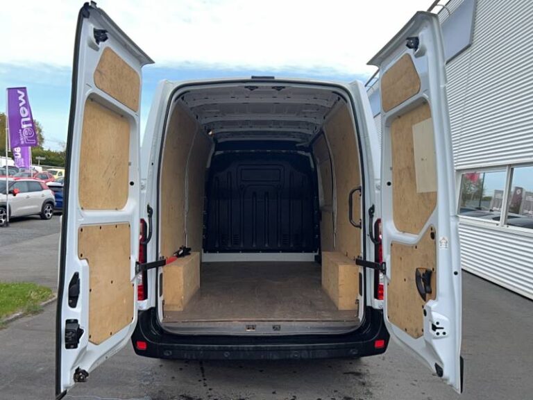 Renault Master FOURGON FGN TRAC F3500 BLUE DCI 135 CONFORT - Image 18 (July 7, 2026)
