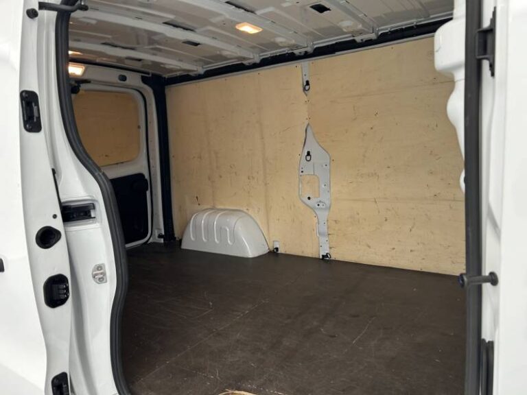 Renault Trafic FGN 3000 KG BLUE DCI 130 CONFORT - Image 16 (July 7, 2026)