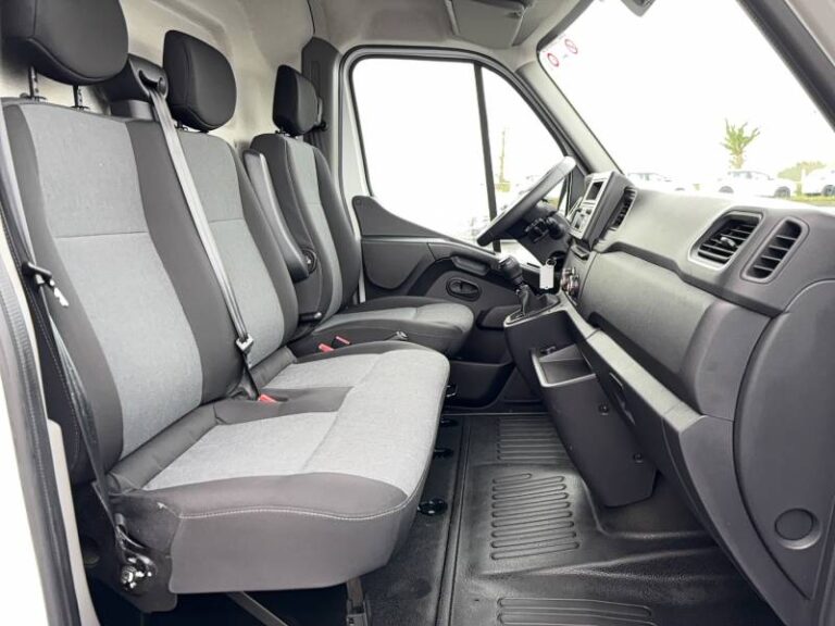 Renault Master FOURGON FGN TRAC F3500 BLUE DCI 135 CONFORT - Image 13 (July 7, 2026)