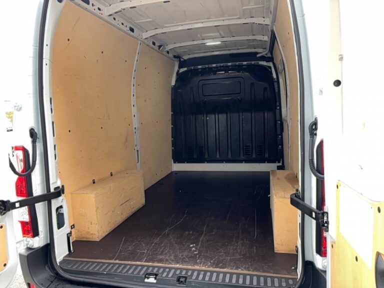Renault Master FOURGON FGN TRAC F3500 BLUE DCI 135 CONFORT - Image 17 (July 7, 2026)