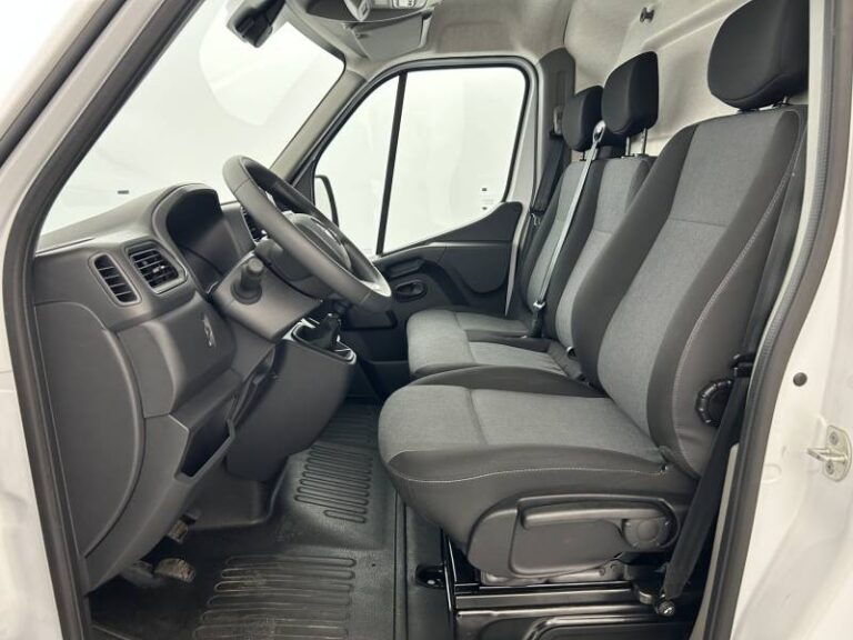 Renault Master FOURGON FGN TRAC F3500 BLUE DCI 135 CONFORT - Image 09 (July 7, 2026)