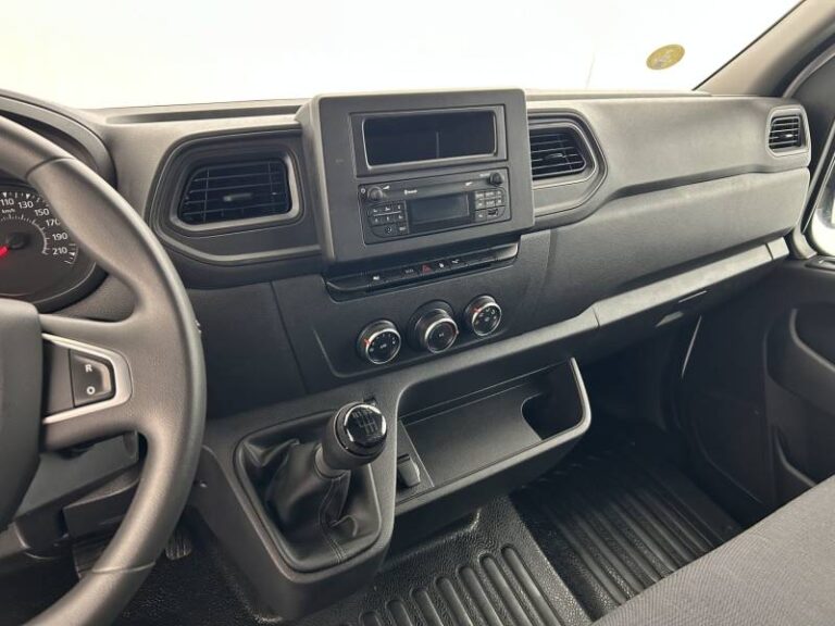 Renault Master FOURGON FGN TRAC F3500 BLUE DCI 135 CONFORT - Image 12 (July 7, 2026)