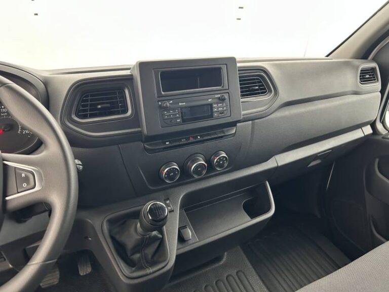 Renault Master FOURGON FGN TRAC F3500 BLUE DCI 135 CONFORT - Image 12 (July 7, 2026)
