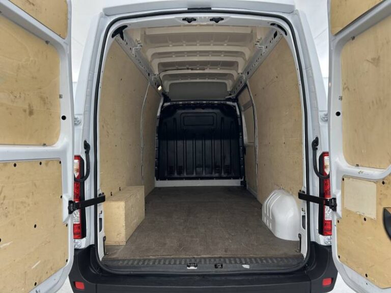 Renault Master FOURGON FGN TRAC F3500 BLUE DCI 135 CONFORT - Image 18 (July 7, 2026)