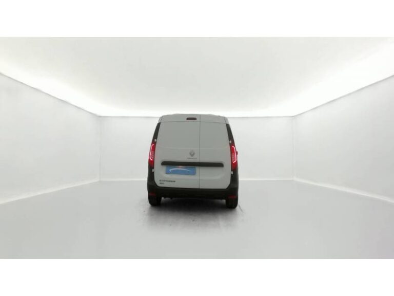 Renault Express (30) VAN BLUE DCI 75 – 22 CONFORT - Image 04 (July 7, 2026)