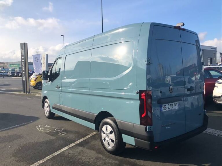 Renault Master FOURGON ELECTRIQUE FGN 3T5 GRANDE AUTONOMIE ADVANCE - Image 03 (July 7, 2026)
