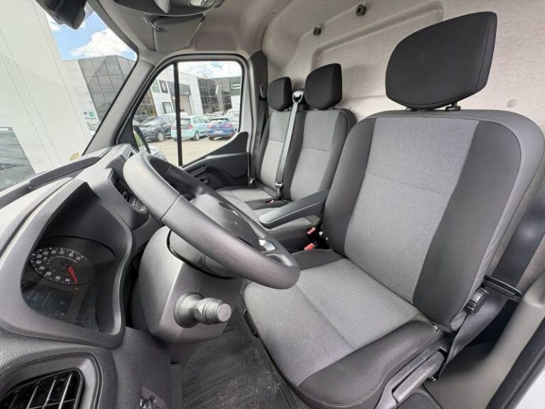 Renault Master FOURGON FGN TRAC F3500 BLUE DCI 135 CONFORT - Image 07 (July 7, 2026)