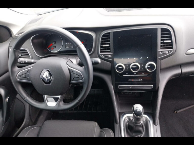 Renault Mégane SOCIETE IV BLUE DCI 115 – 21N AIR NAV 2P - Image 09 (July 7, 2026)