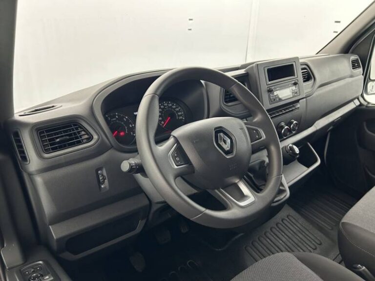 Renault Master FOURGON FGN TRAC F3500 BLUE DCI 135 CONFORT - Image 10 (July 7, 2026)