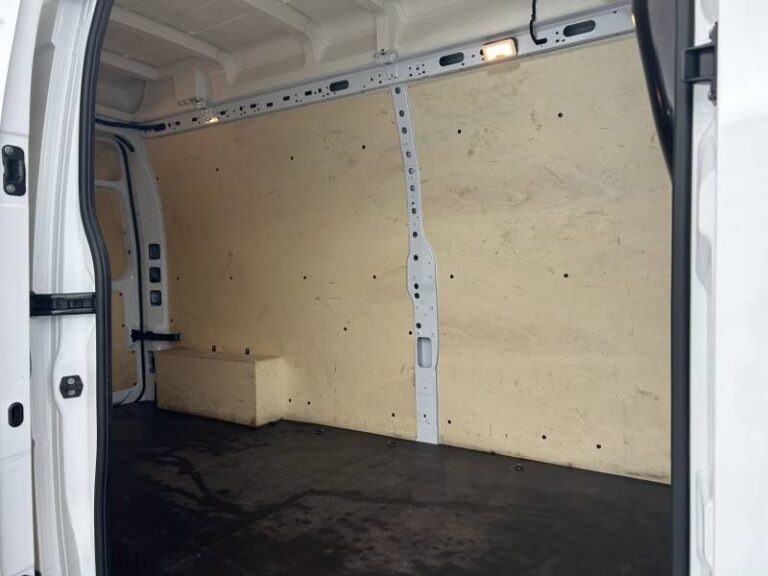 Renault Master FOURGON FGN TRAC F3500 BLUE DCI 135 CONFORT - Image 16 (July 7, 2026)