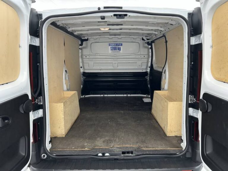 Renault Trafic FGN 3T BLUE DCI 130 GSR2 ADVANCE - Image 18 (July 7, 2026)