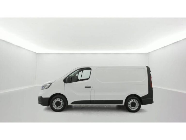 Renault Trafic FGN 3T BLUE DCI 130 GSR2 ADVANCE - Image 02 (July 7, 2026)