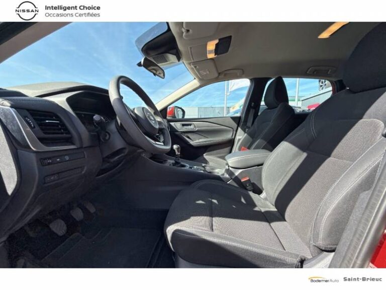 Nissan Qashqai 1.3 DIG-T 140 Visia - Image 09 (July 7, 2026)