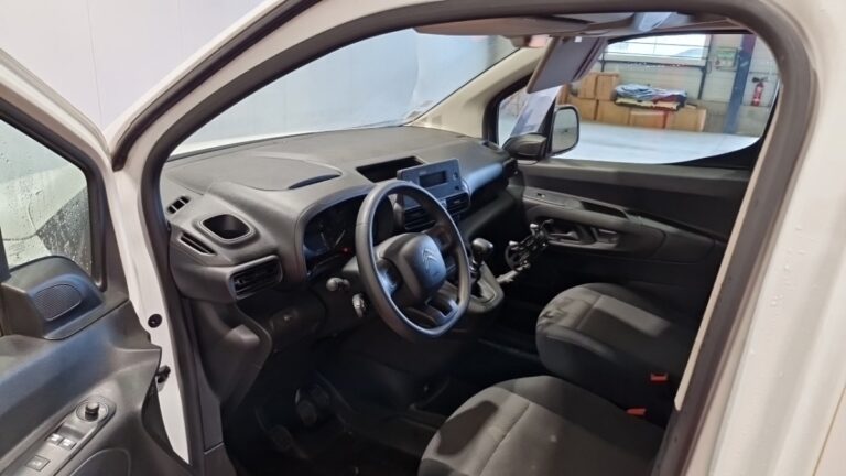 Citroën Berlingo VAN M 650 BLUEHDI 100 SS BVM6 CLUB - Image 12 (July 7, 2026)