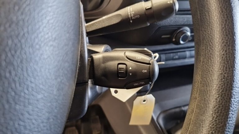 Toyota PROACE MEDIUM 1.5L 100 D-4D BVM6 DYNAMIC - Image 18 (July 7, 2026)
