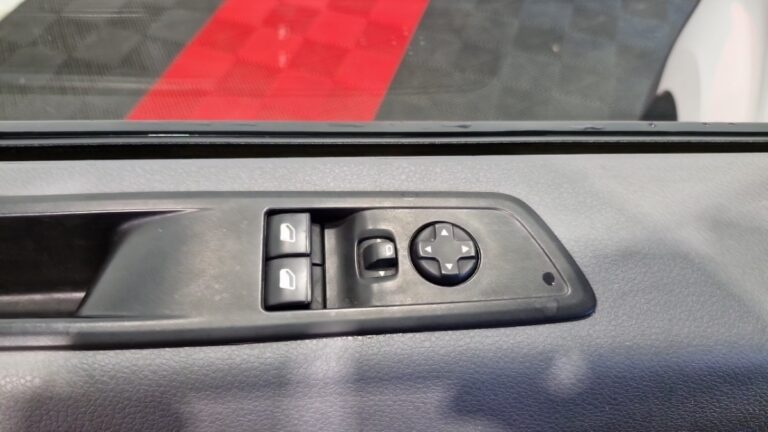 Toyota PROACE MEDIUM 1.5L 100 D-4D BVM6 DYNAMIC - Image 20 (July 7, 2026)