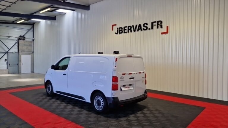 Toyota PROACE MEDIUM 1.5L 100 D-4D BVM6 DYNAMIC - Image 03 (July 7, 2026)