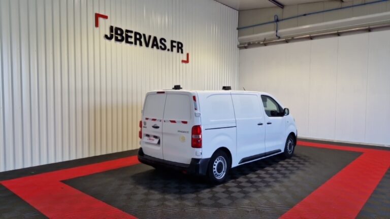 Toyota PROACE MEDIUM 1.5L 100 D-4D BVM6 DYNAMIC - Image 07 (July 7, 2026)