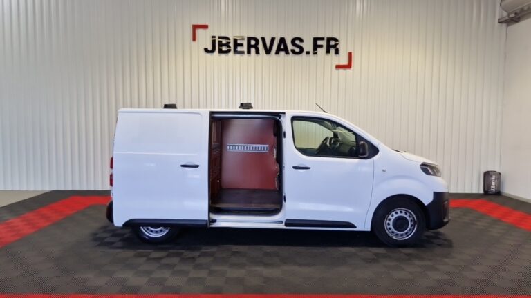 Toyota PROACE MEDIUM 1.5L 100 D-4D BVM6 DYNAMIC - Image 09 (July 7, 2026)