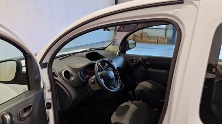 Renault Kangoo Express Z.E. CABINE APPROFONDIE MAXI ACHAT INTEGRAL GRAND CONFORT - Image 11 (July 7, 2026)