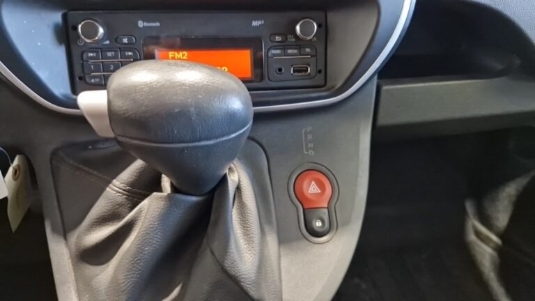 Renault Kangoo Express Z.E. CABINE APPROFONDIE MAXI ACHAT INTEGRAL GRAND CONFORT - Image 13 (July 7, 2026)