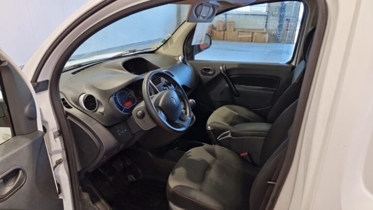 Renault Kangoo Express BLUE DCI 95 EXTRA R-LINK - Image 12 (July 7, 2026)