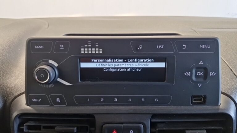 Citroën Berlingo VAN M 650 PURETECH 110 SS BVM6 CONTROL - Image 31 (August 28, 2026)