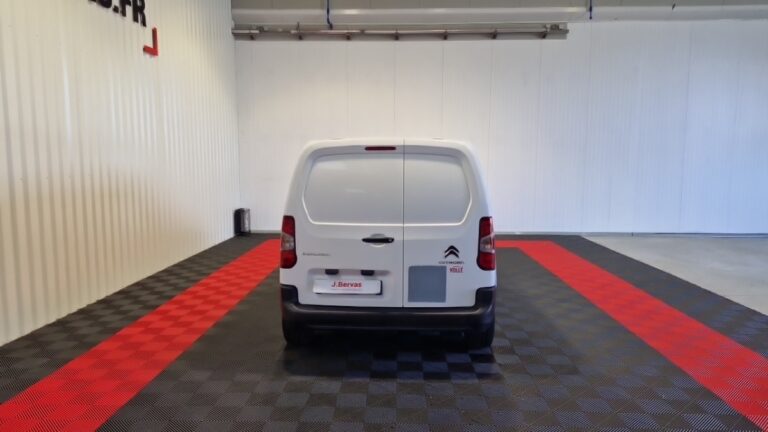 Citroën Berlingo VAN M 650 PURETECH 110 SS BVM6 CONTROL - Image 21 (August 28, 2026)