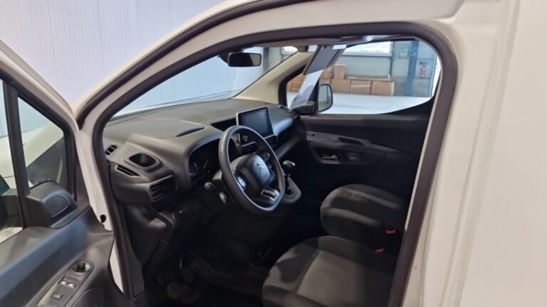 Citroën Berlingo VAN M 650 BLUEHDI 100 SS BVM5 CLUB - Image 12 (July 7, 2026)