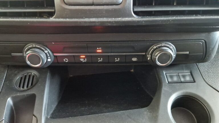 Citroën Berlingo VAN M 650 BLUEHDI 100 SS BVM5 CLUB - Image 13 (July 7, 2026)