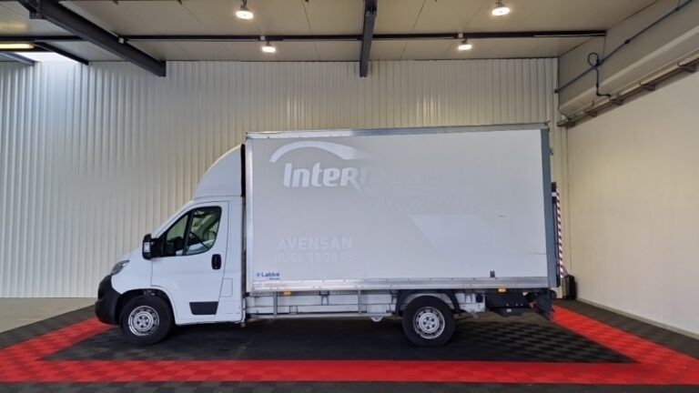 Citroën Jumper 4-35 l3 bluehdi 165 control CAISSE 20m3 + HAYON - Image 02 (July 7, 2026)